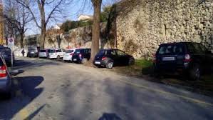 parcheggio viale volta