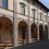 Pulizia e cura del centro storico intervento allontanamento volatili su alcuni lampioni, anche rimozione tegola dalla rete ornitologica nel chiostro di Palazzo delle Laudi