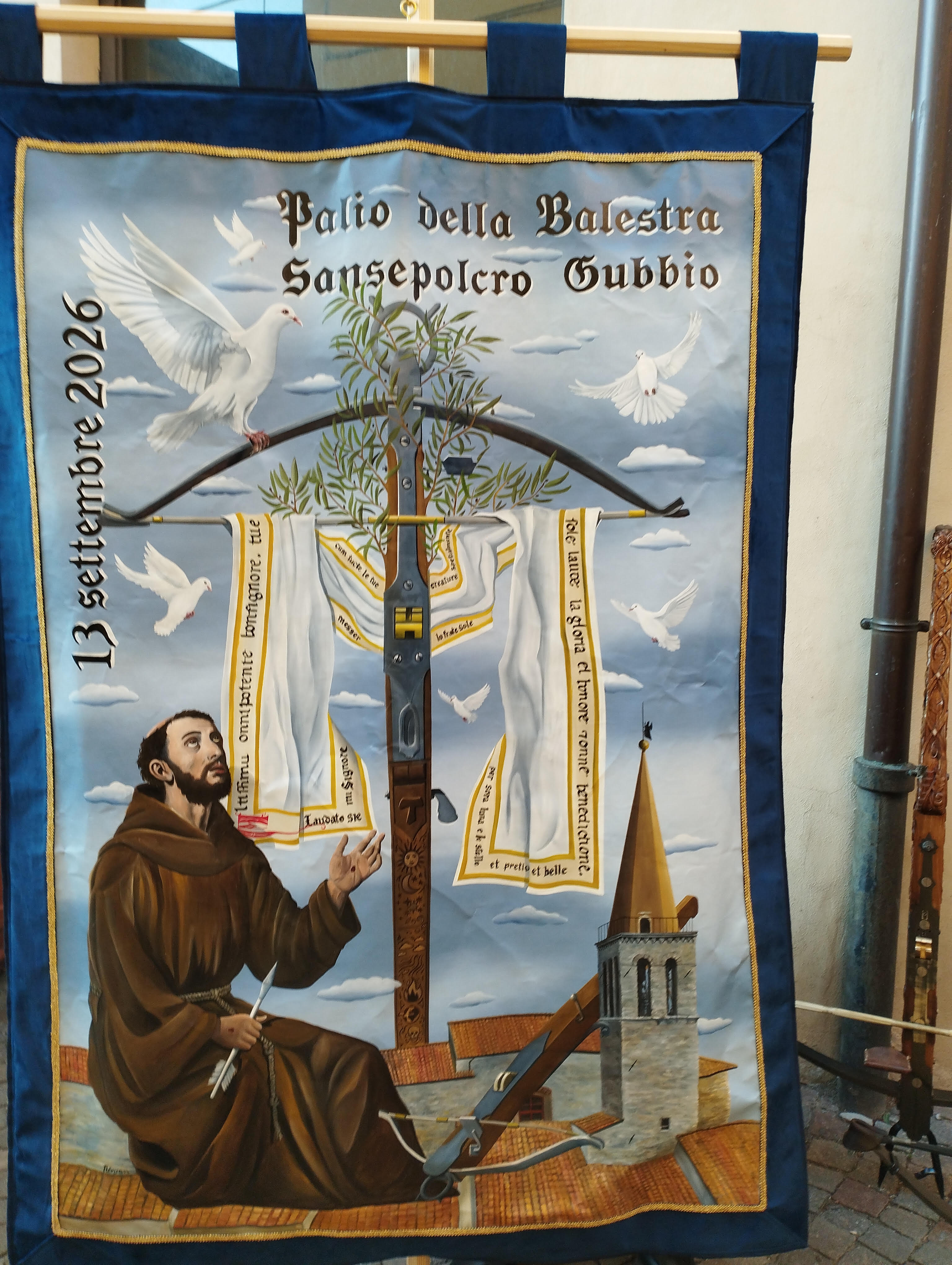sansepolcro palio della balestra sansepolcro gubbio drappo ottavo centenario morte san francesco