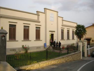 monterchi- ex scuola reglia museo madonna del parto musei civici de parto