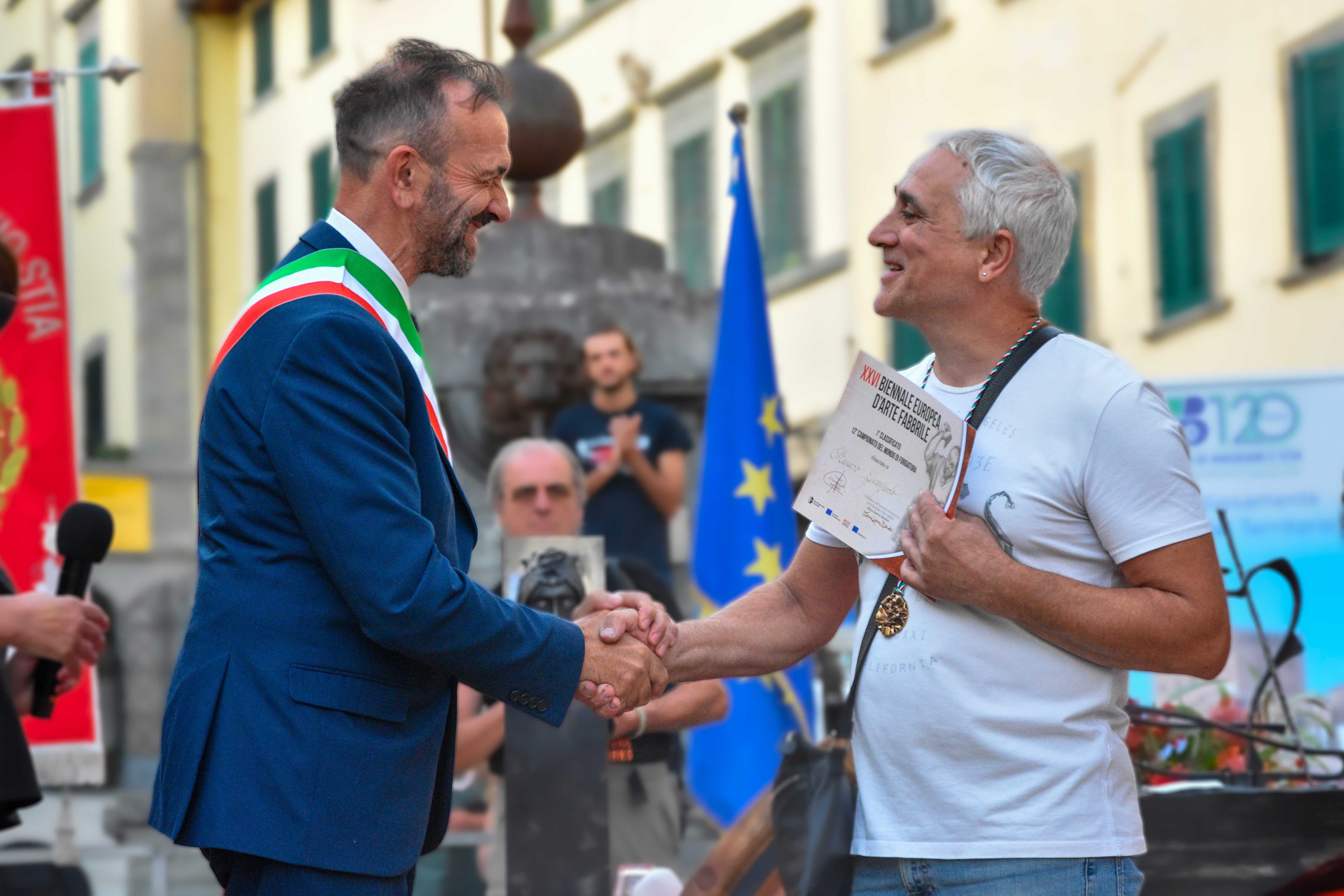 biennale arte fabbrile vincitore