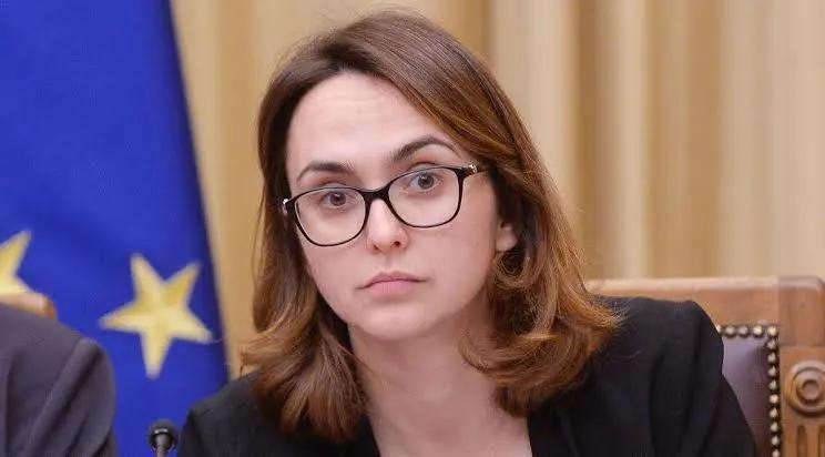 arezzo circolo matteotti onorevole lia quartapelle