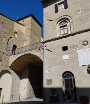 sansepolcro palazzo pretorio arco pesa
