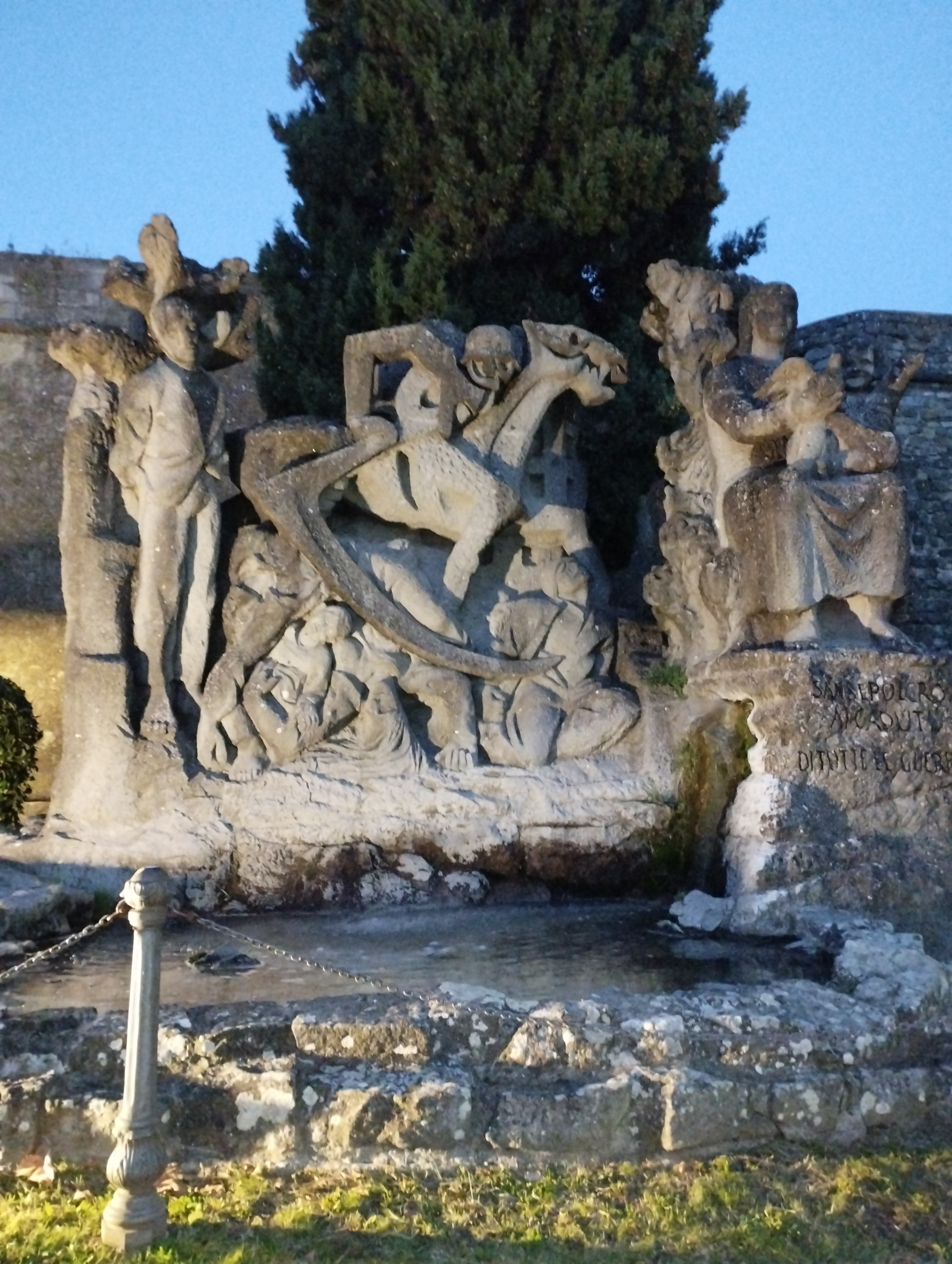 sansepolcro monumento ai caduti di tutte le guerre