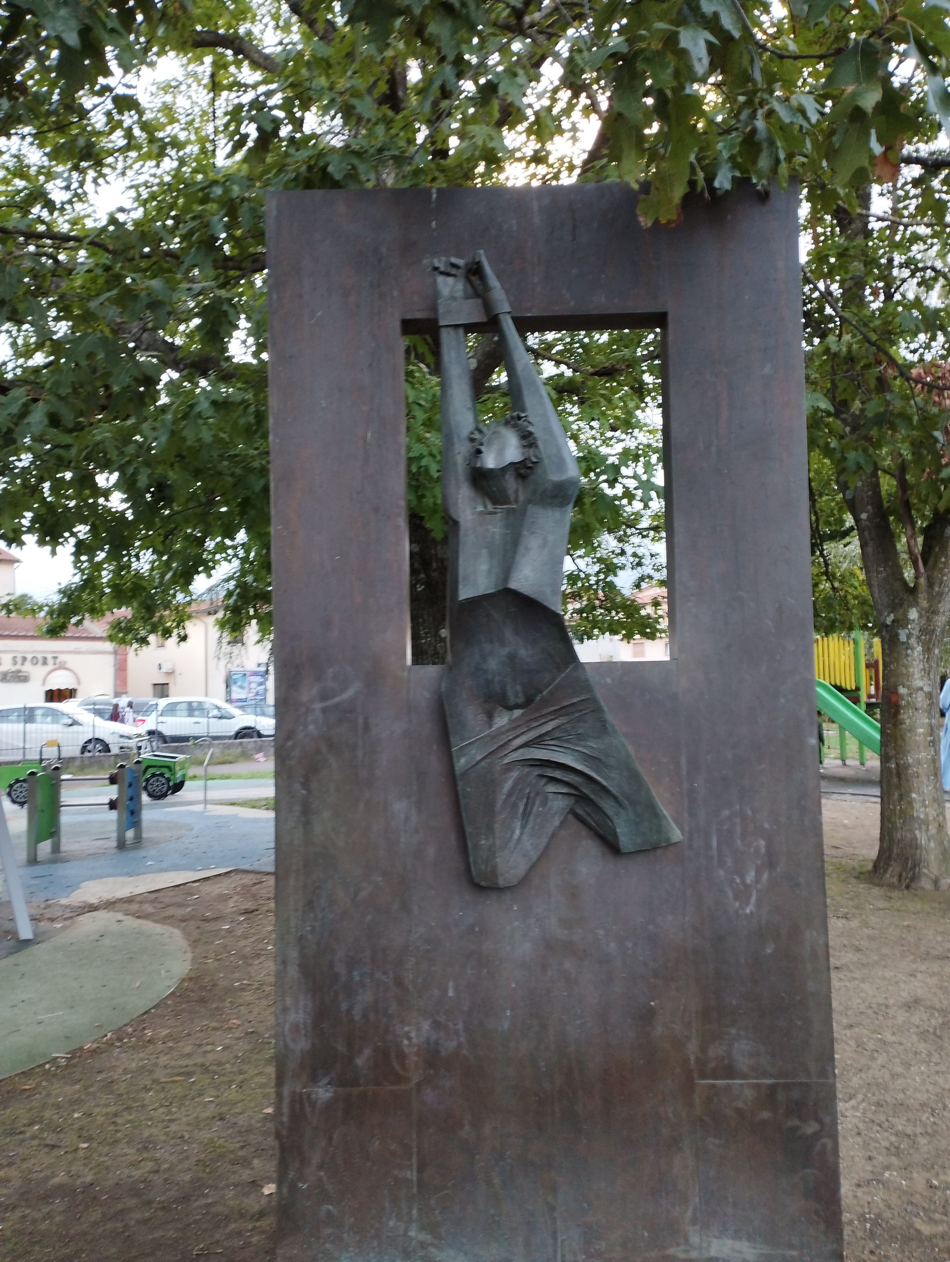 sansepolcro parco xxv aprile monumento liberazione nazionale