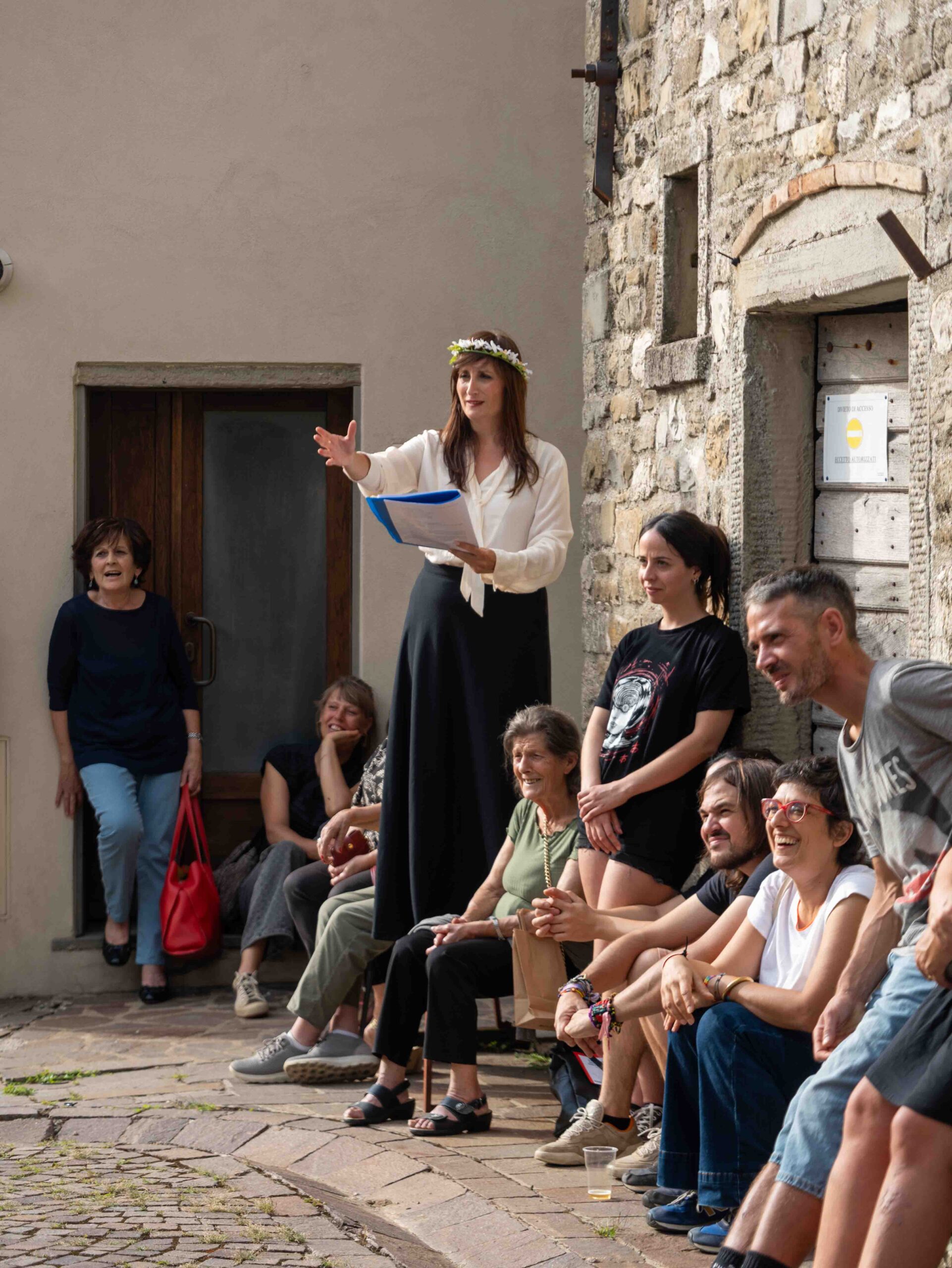 casermarcheologica spettacolo itinerante